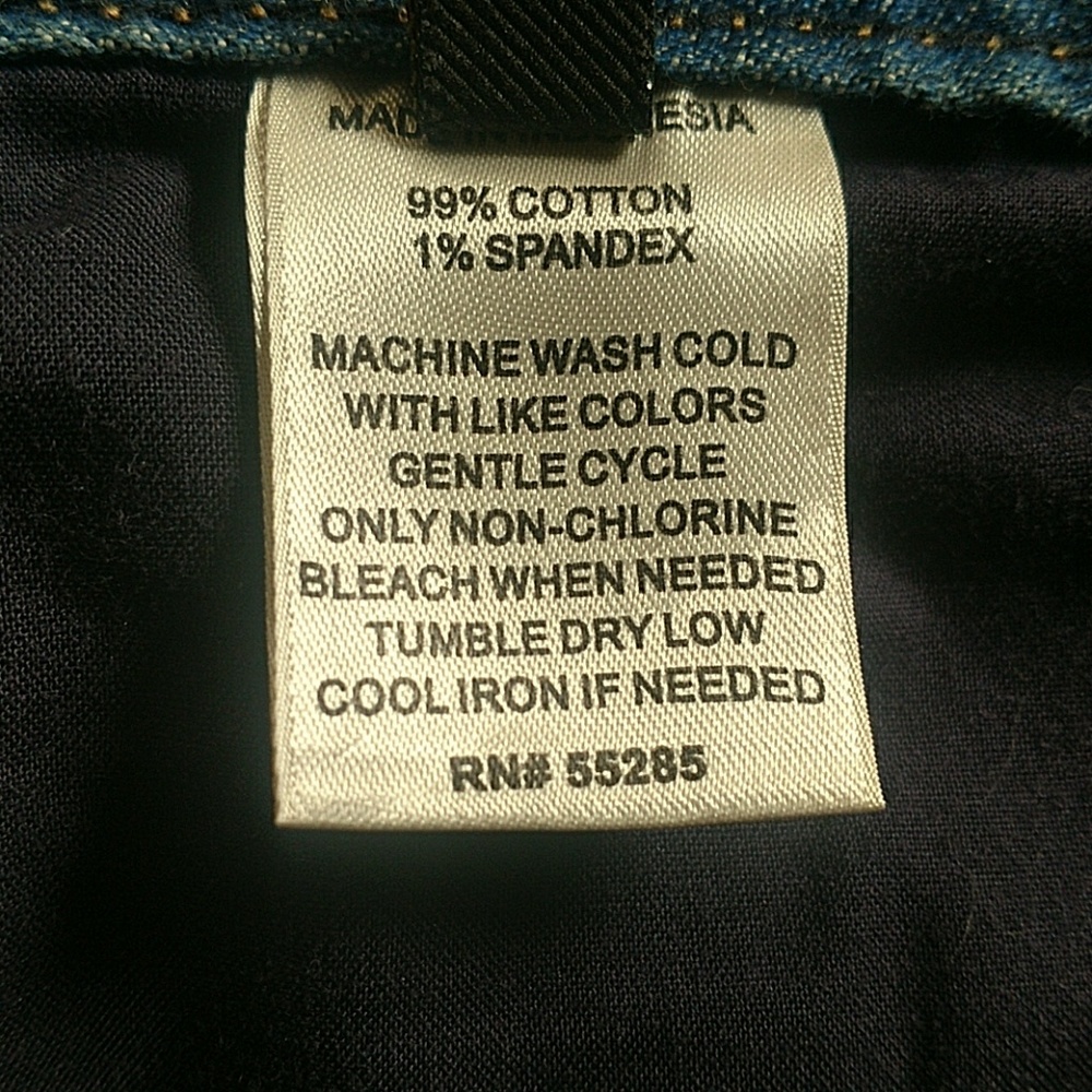 Capris - Picture 6 of 6